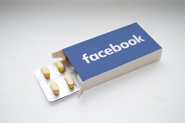 facebook.jpg